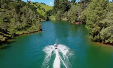 Guatape jetski
