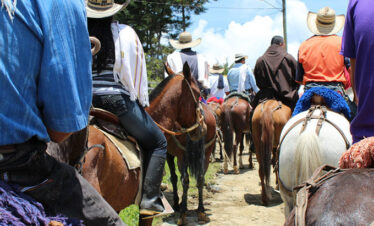 Cabalgata - medellin